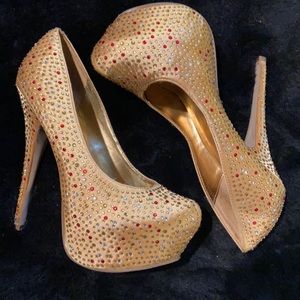 Woman gold rhinestones high heel Size 9